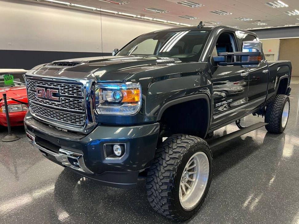 GMC SIERRA HD 2019 1GT12SEYXKF151470 image